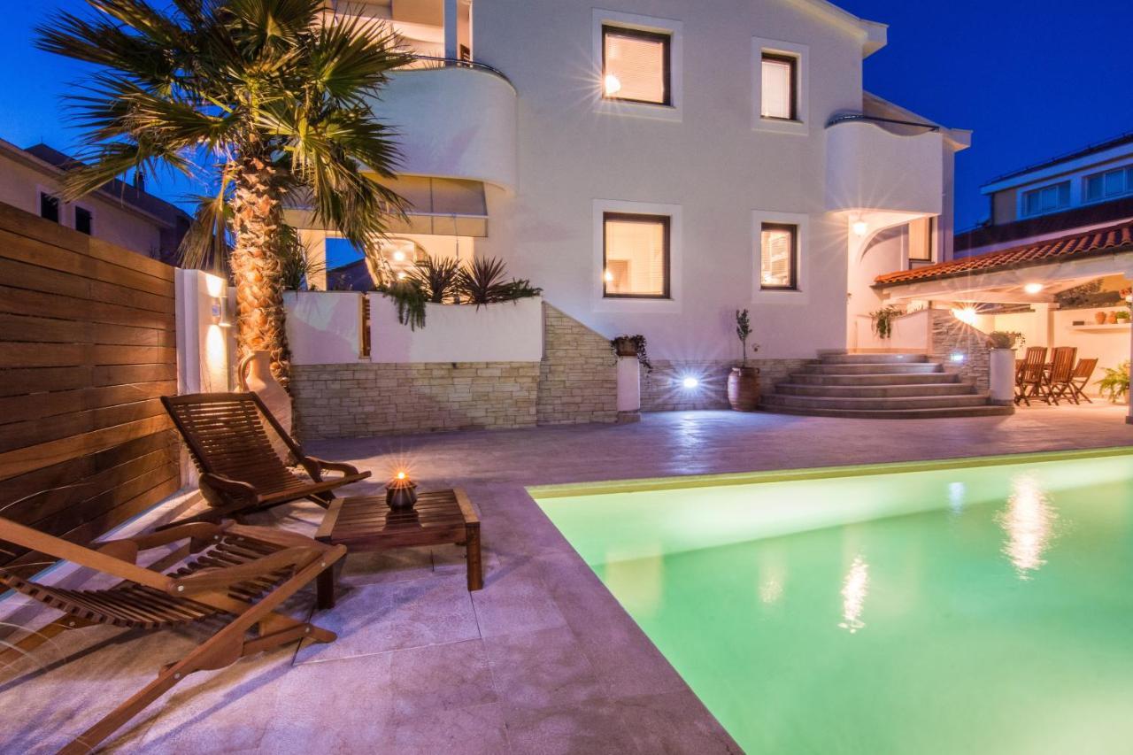 Apartments "Villa Antisin" With Heated Pool Zadar Eksteriør bilde